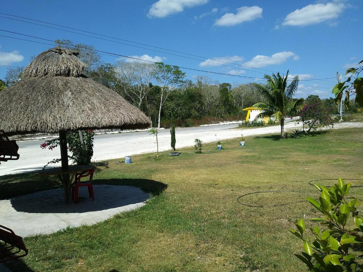 Hotel Templo Maya Ешпухил Екстериор снимка