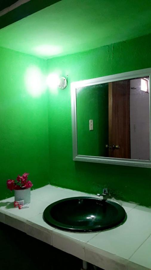 Hotel Templo Maya Ешпухил Екстериор снимка