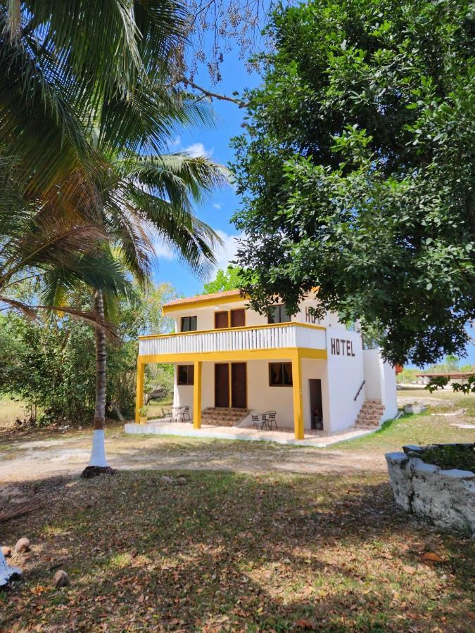 Hotel Templo Maya Ешпухил Екстериор снимка