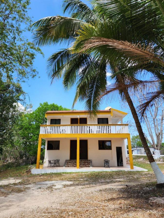 Hotel Templo Maya Ешпухил Екстериор снимка